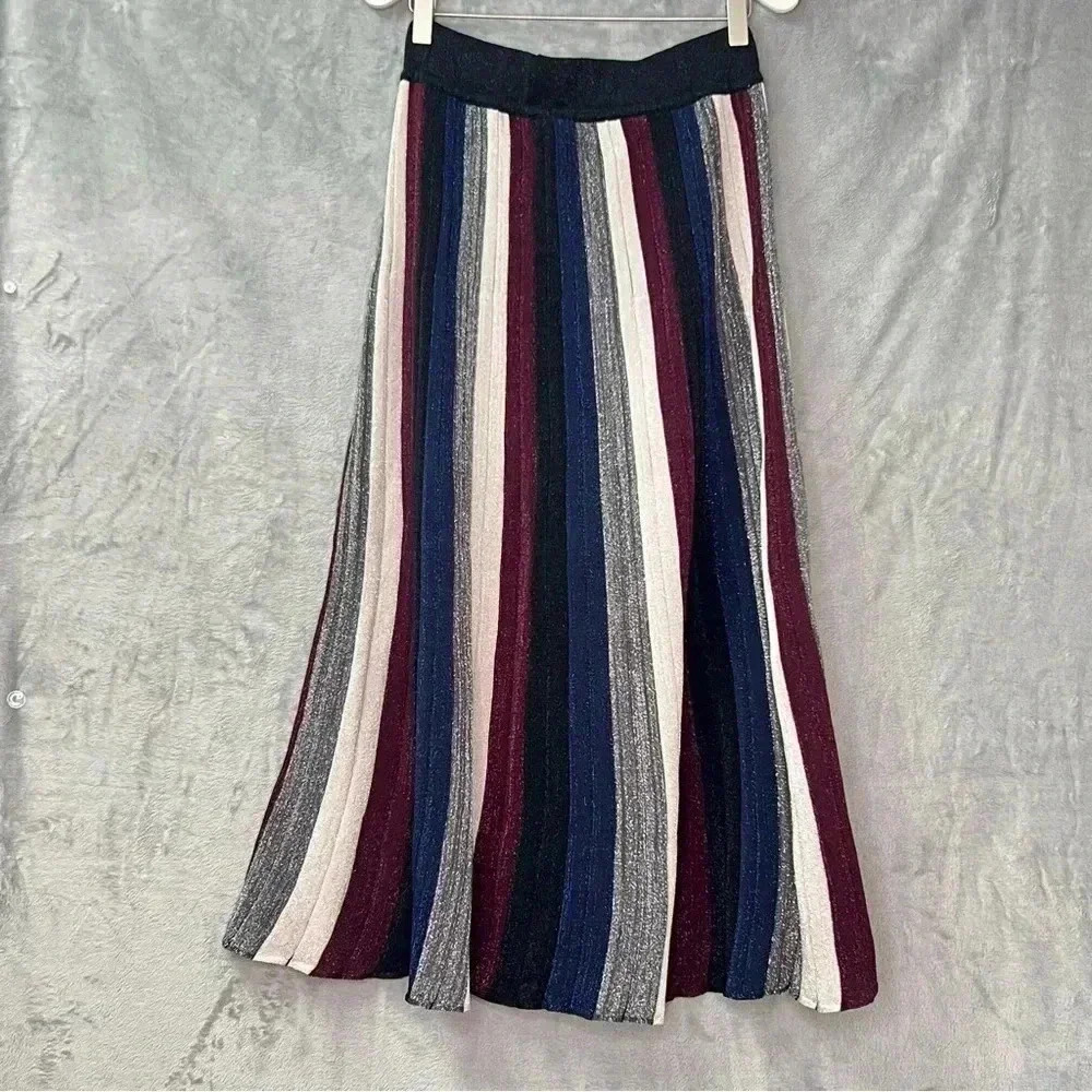 Neua Metallic Vertical Striped Broomstick Goth Knit Maxi Skirt Sz XL - Picture 4 of 9